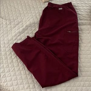 Figs skinny scrub pants